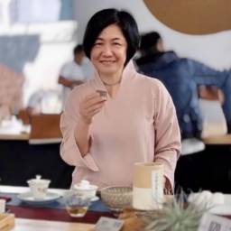 施英如 講師